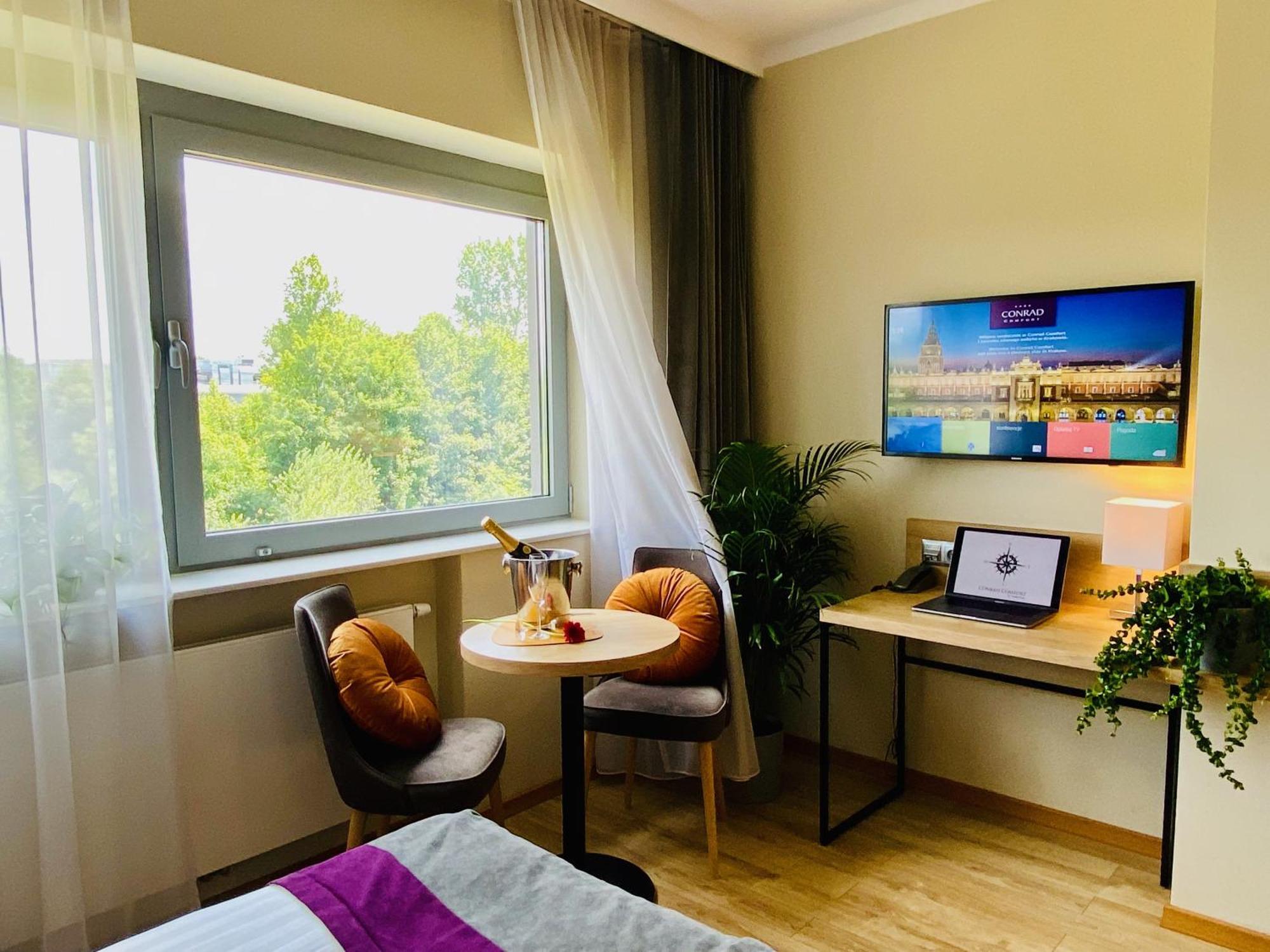 Hotel Conrad Comfort Cracovie Extérieur photo